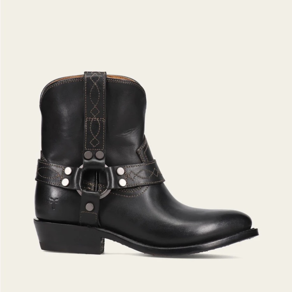 NWT Frye Billie Harness Boots